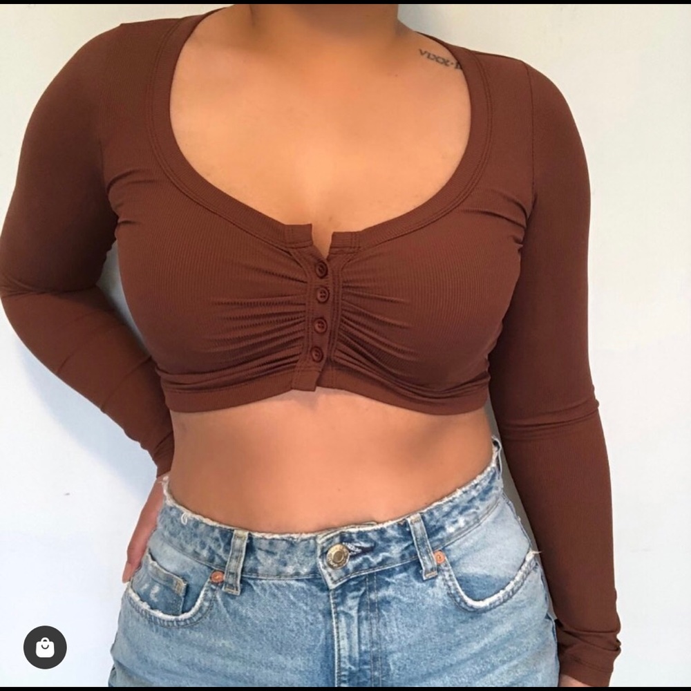 Crop top